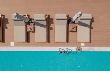 xaplostres-pisinas-tropic.gr